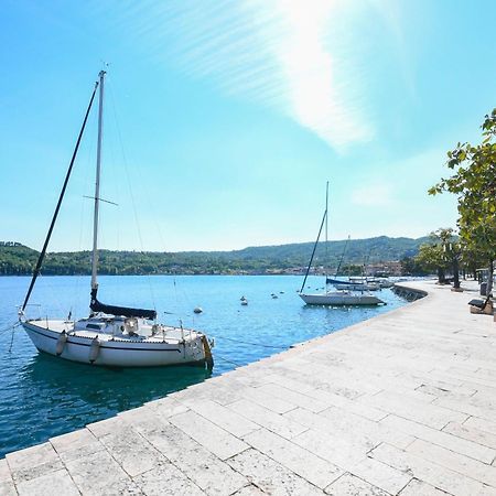 شقة Bellavista - Garda Leisure سالو المظهر الخارجي الصورة